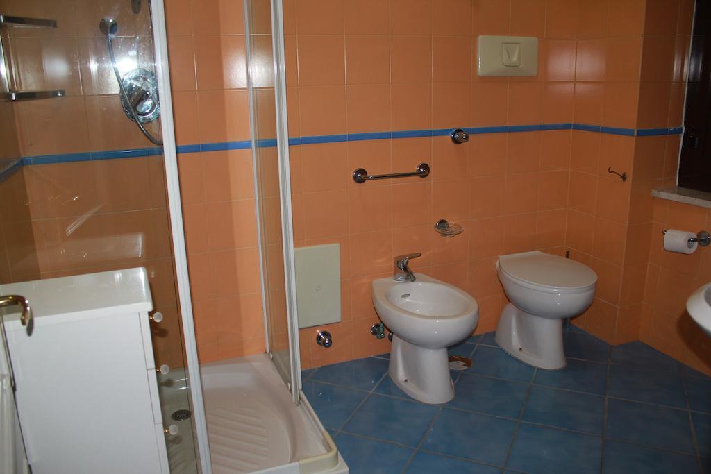 Ancelle Sorrento - Casa D'Accoglienza Hotel Castellammare di Stabia Szoba fotó