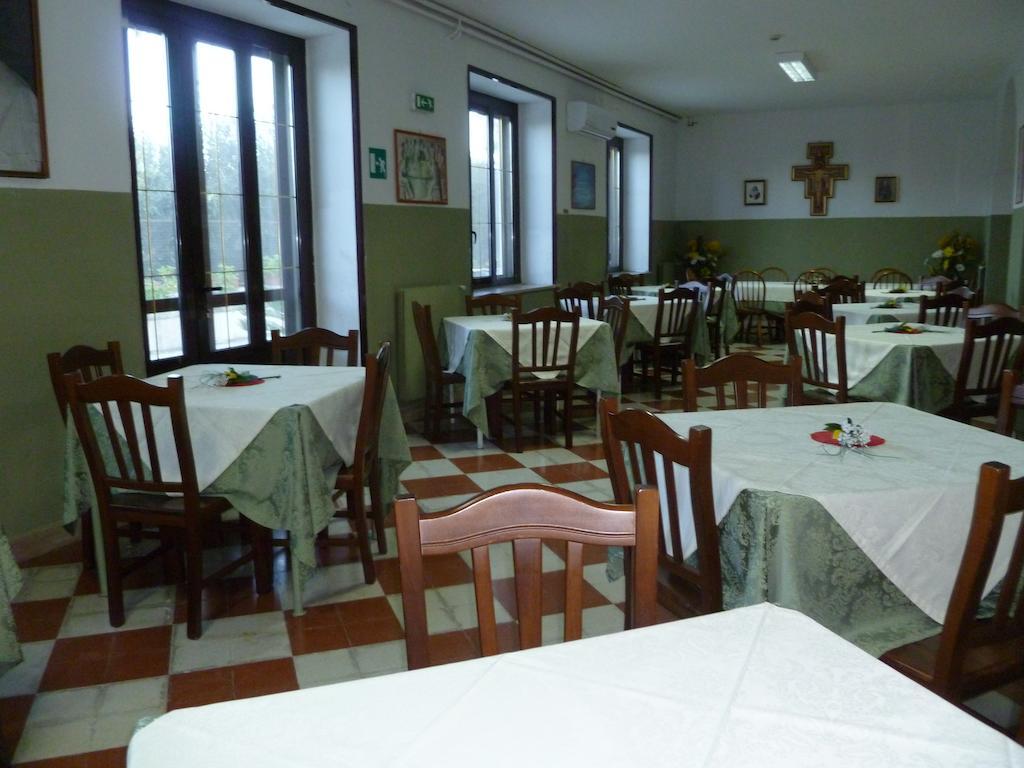 Ancelle Sorrento - Casa D'Accoglienza Hotel Castellammare di Stabia Kültér fotó