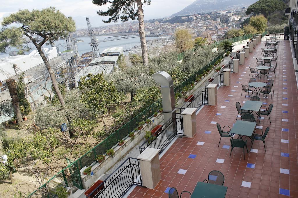 Ancelle Sorrento - Casa D'Accoglienza Hotel Castellammare di Stabia Kültér fotó