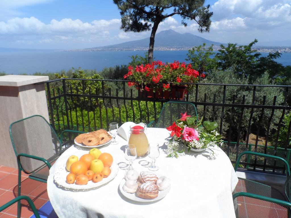 Ancelle Sorrento - Casa D'Accoglienza Hotel Castellammare di Stabia Kültér fotó