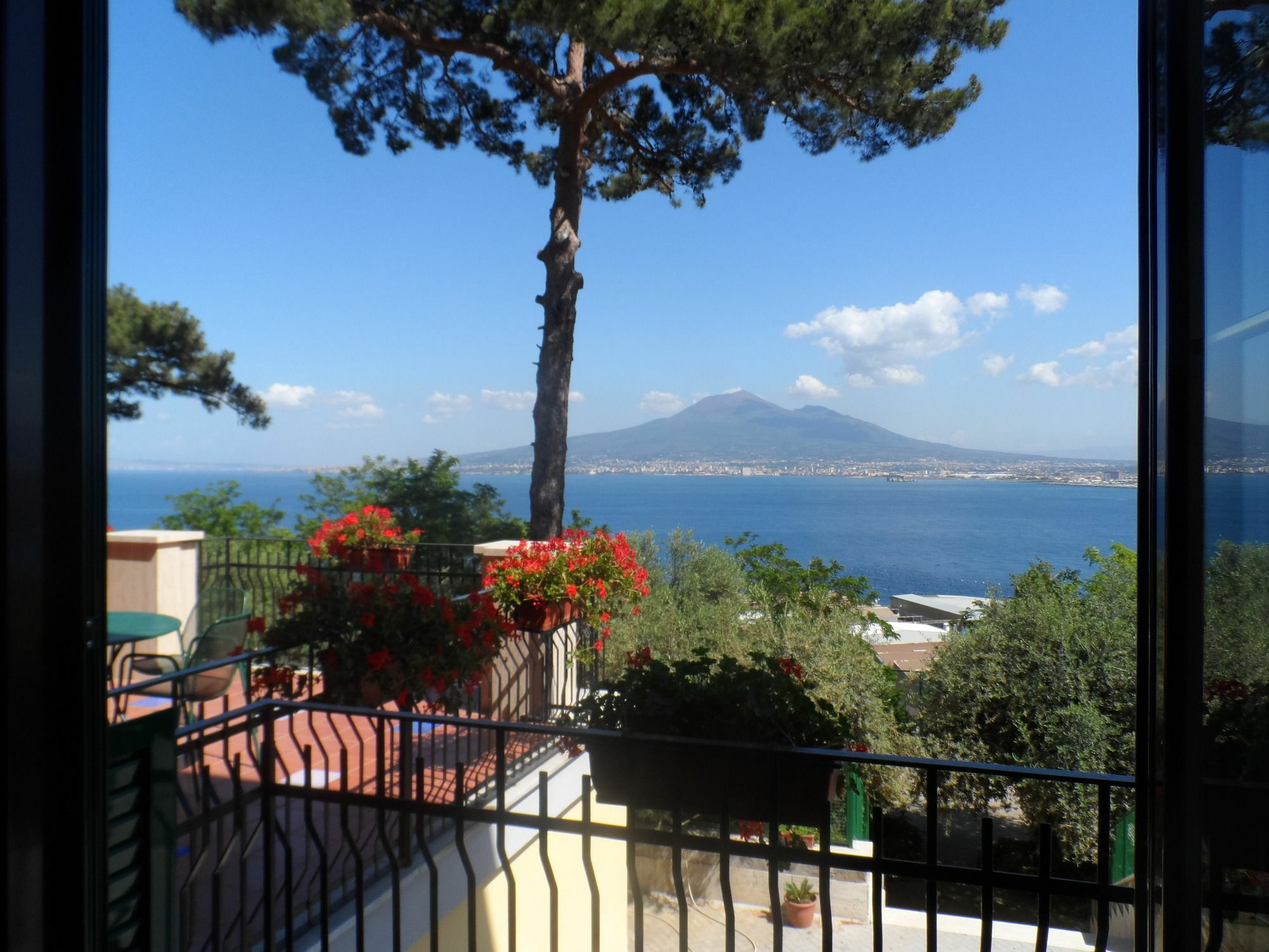 Ancelle Sorrento - Casa D'Accoglienza Hotel Castellammare di Stabia Kültér fotó